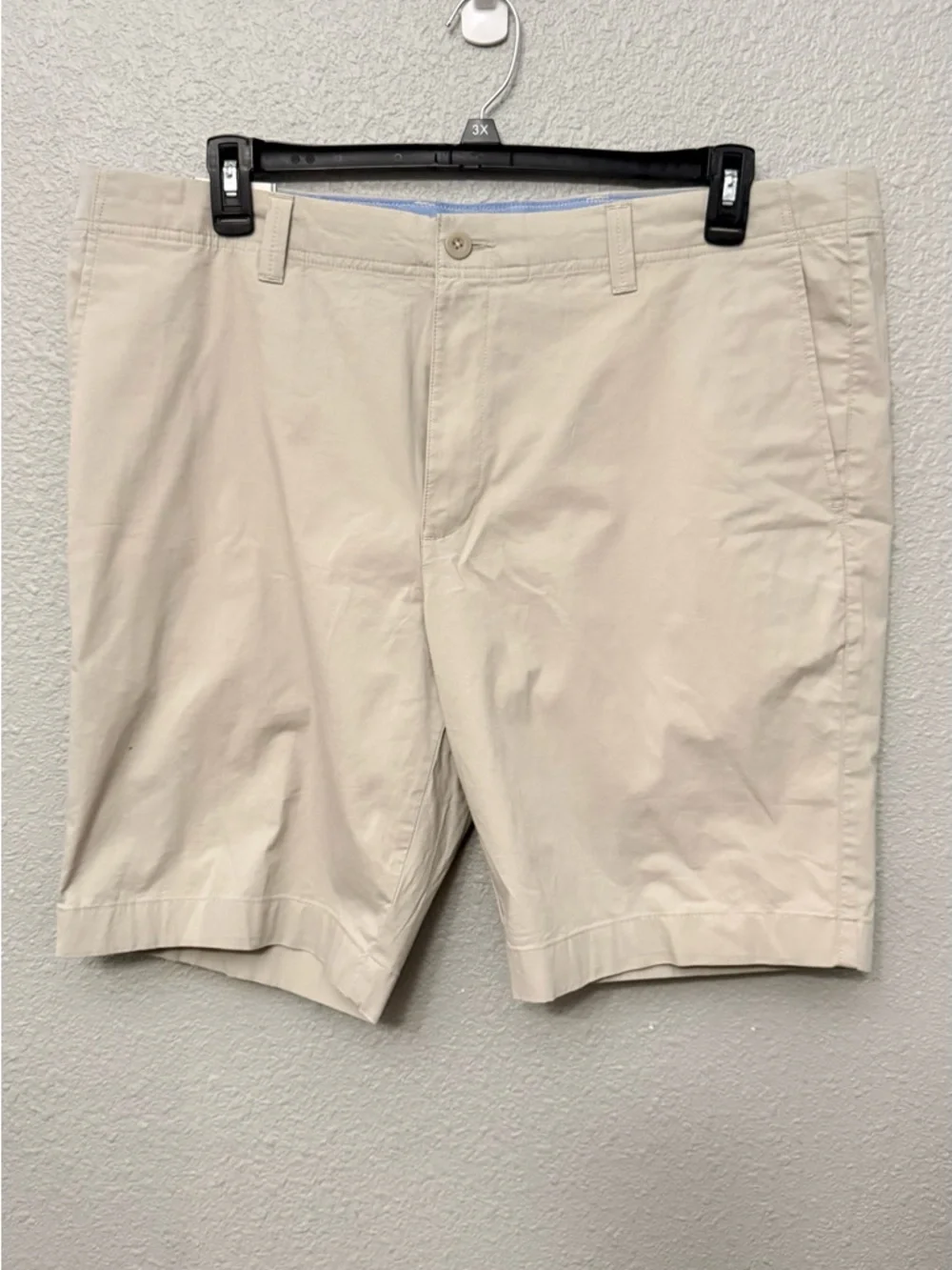 NWT ROWM Shorts Mens BIG Bermuda Flat Front Stone Chino Walking Stretch size 42